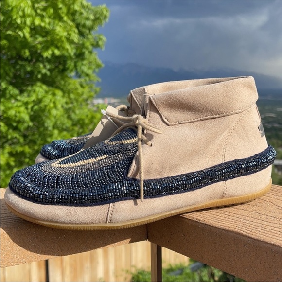 SUNDANCE LAIDBACK LONDON FULLY BEADED LEATHER “INCA” MOCCASINS SIZE 8.5 - Picture 5 of 10